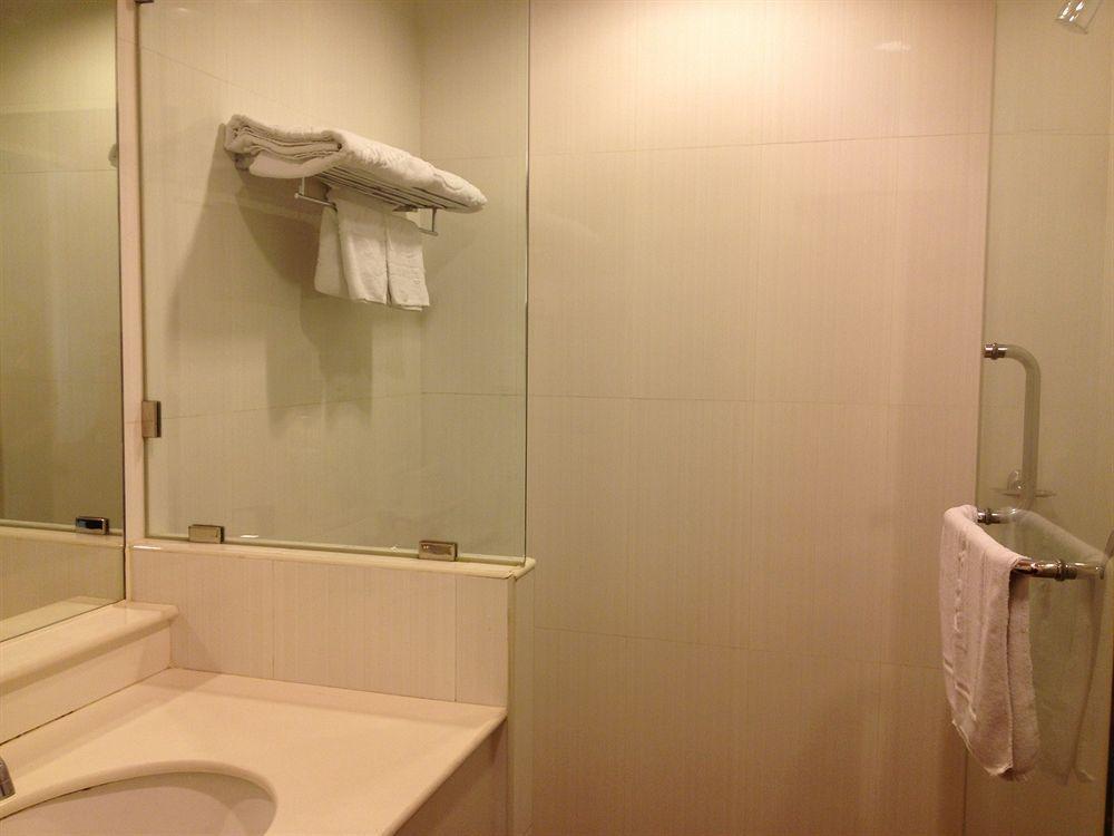 Lido Millennium Hotel Bangkok Extérieur photo